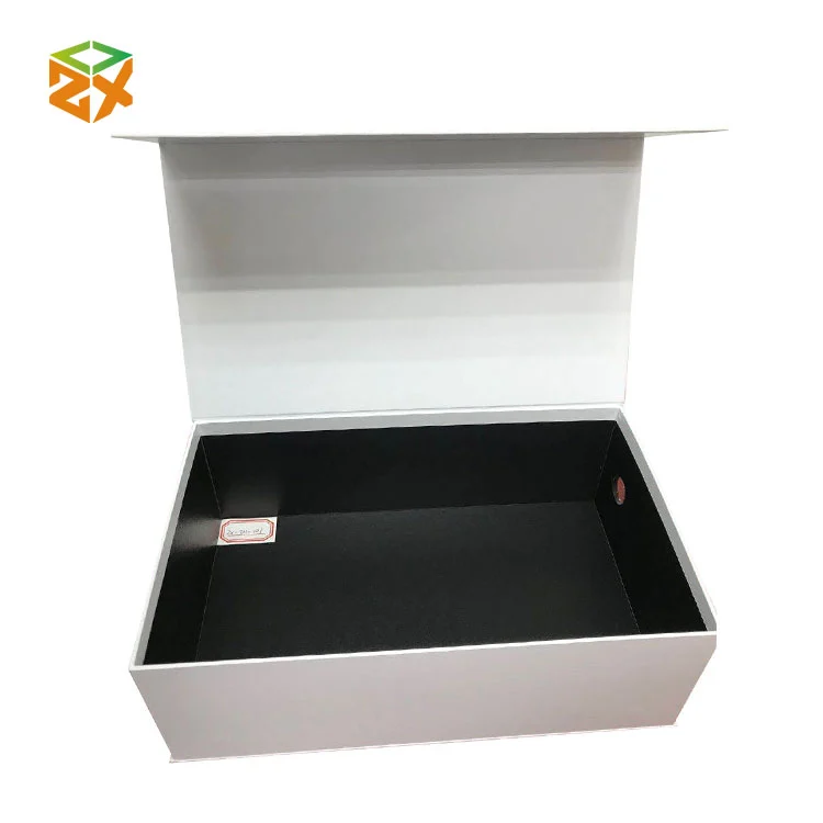 Hộp quà màu trắng từ tính